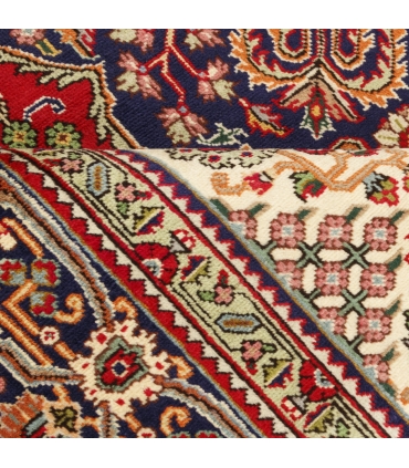فرش دستباف قدیمی هشت و نیم متری تبریز کد 705609